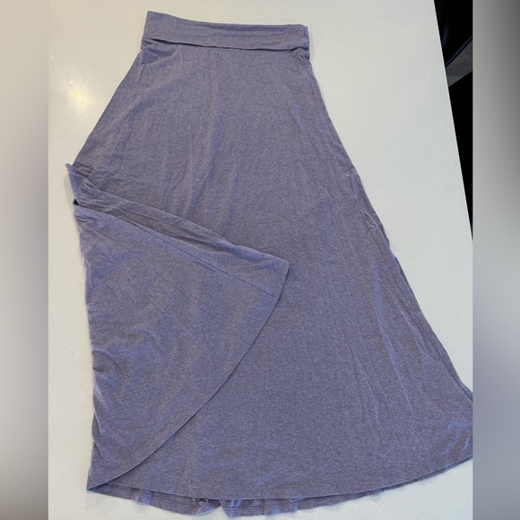 Lavender LuLaRoe Maxi skirt size Medium - Picture 1 of 3